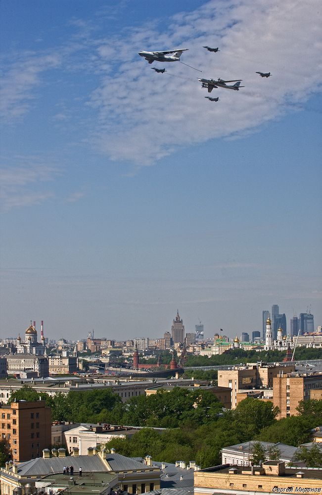 Небо в москве сегодня фото