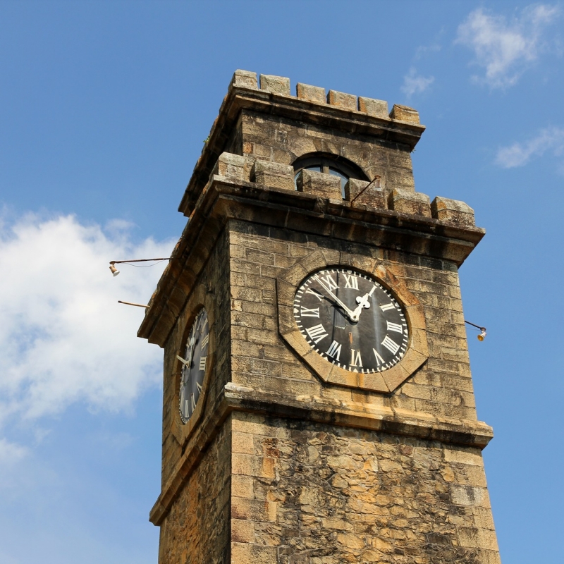 Часы башня