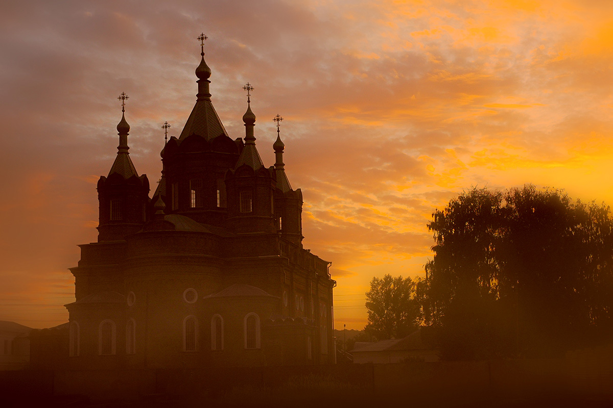 Тень церкви